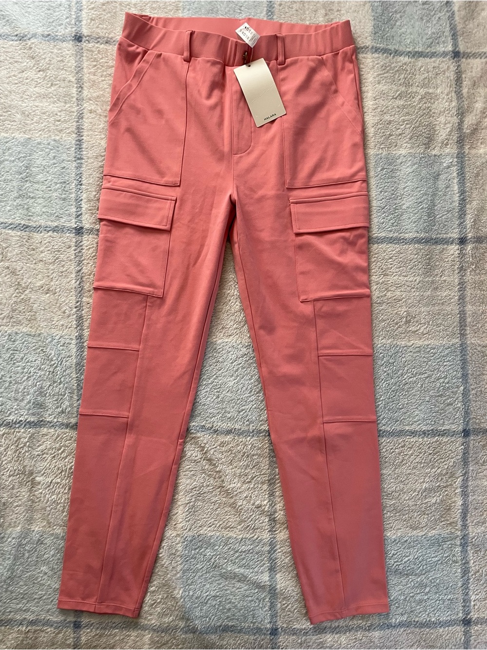 HALARA Rose Cargo Leggings with Side Pockets